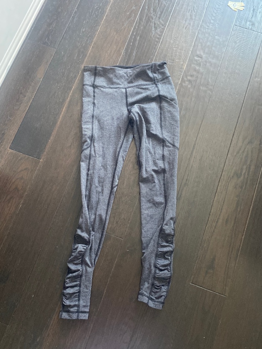 Lululemon Leggings SIZE 4